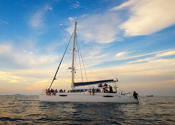 Maiton Tour by Catamaran Boat