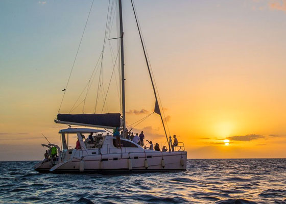 Phuket Sunset Dinner Cruise