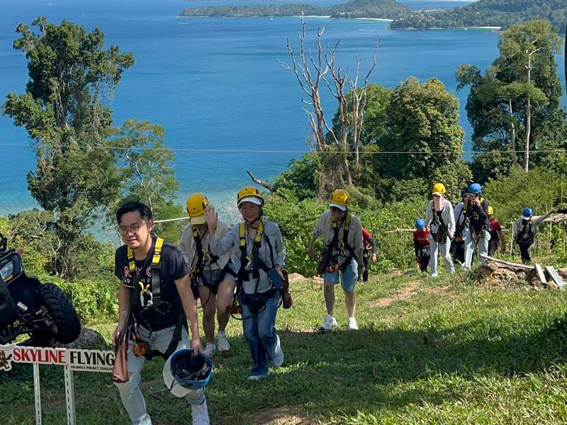 Skyline Zipline by the sea