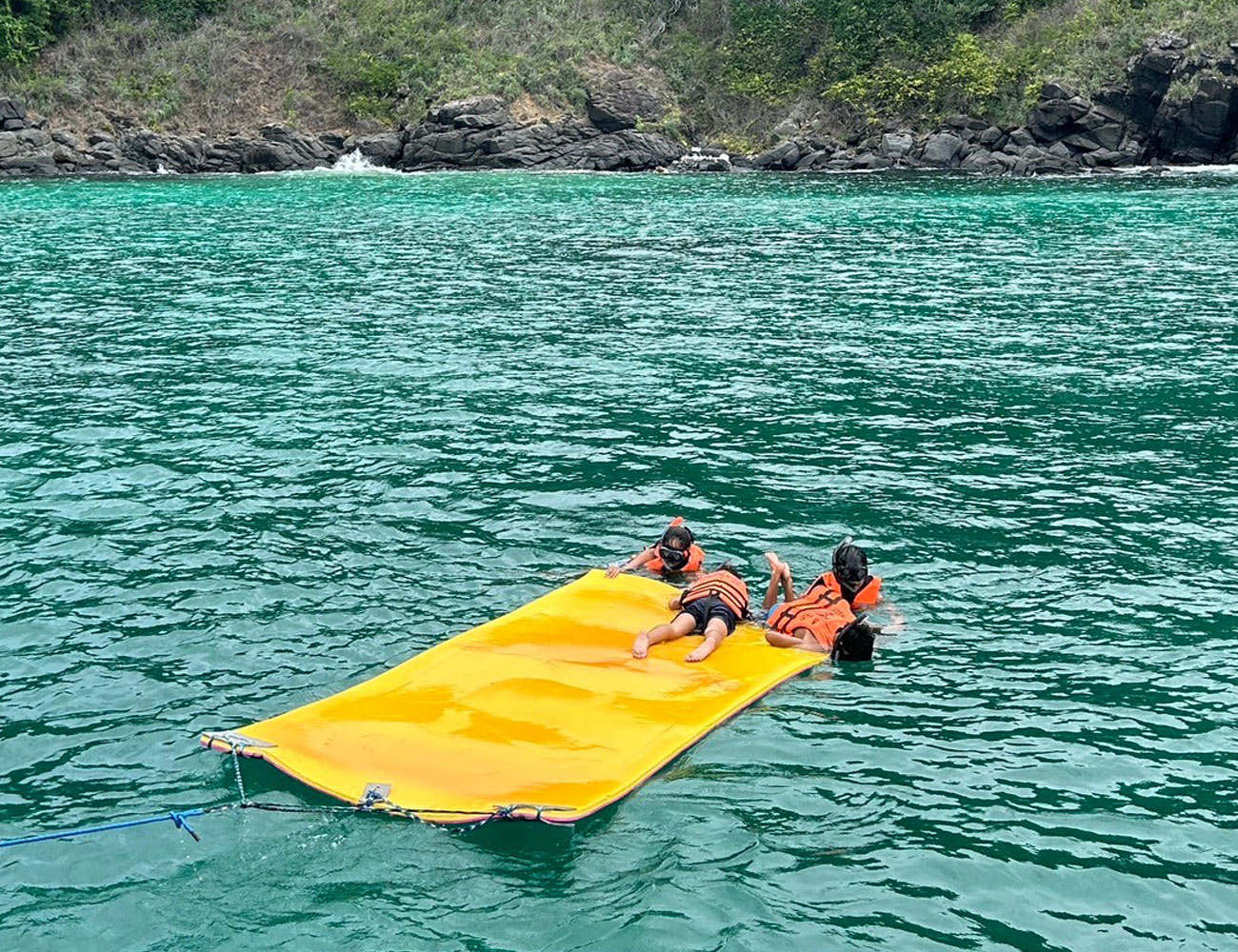 Private Catamaran  to  Raya and Coral Islands