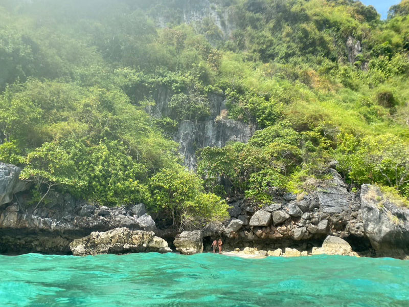 Phi Phi  Lazy Tour by speed Boat